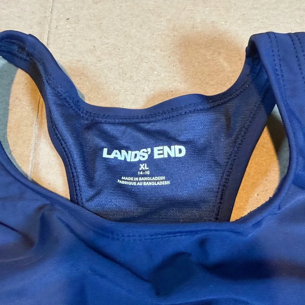Lands End Girls Deep Sea Navy Racerback Tankini Swim Top XL 14-16 LK000360AC